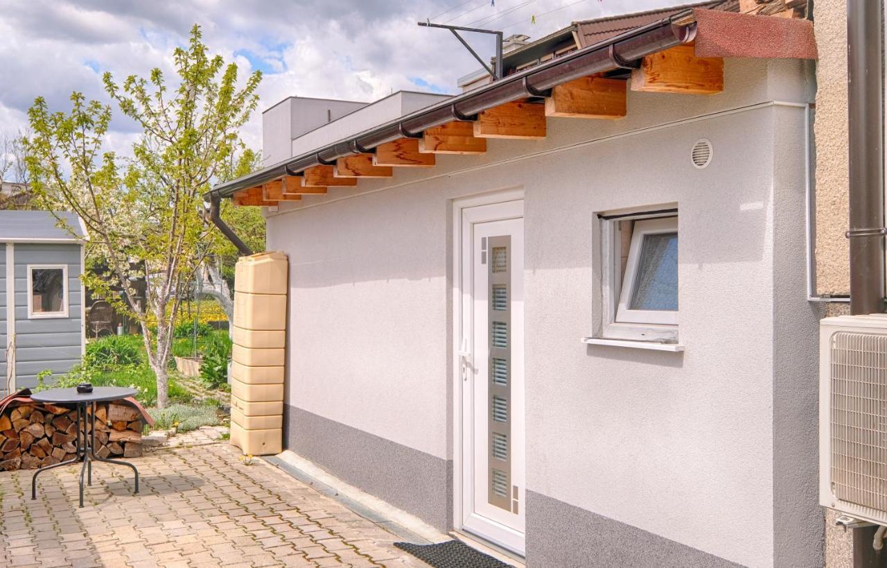 New Studio With Aircon & Free Parking Любляна Экстерьер фото